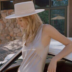 NWT Lack Of Color The Sierra Wool Felt Boater Hat Beige Wide Brim